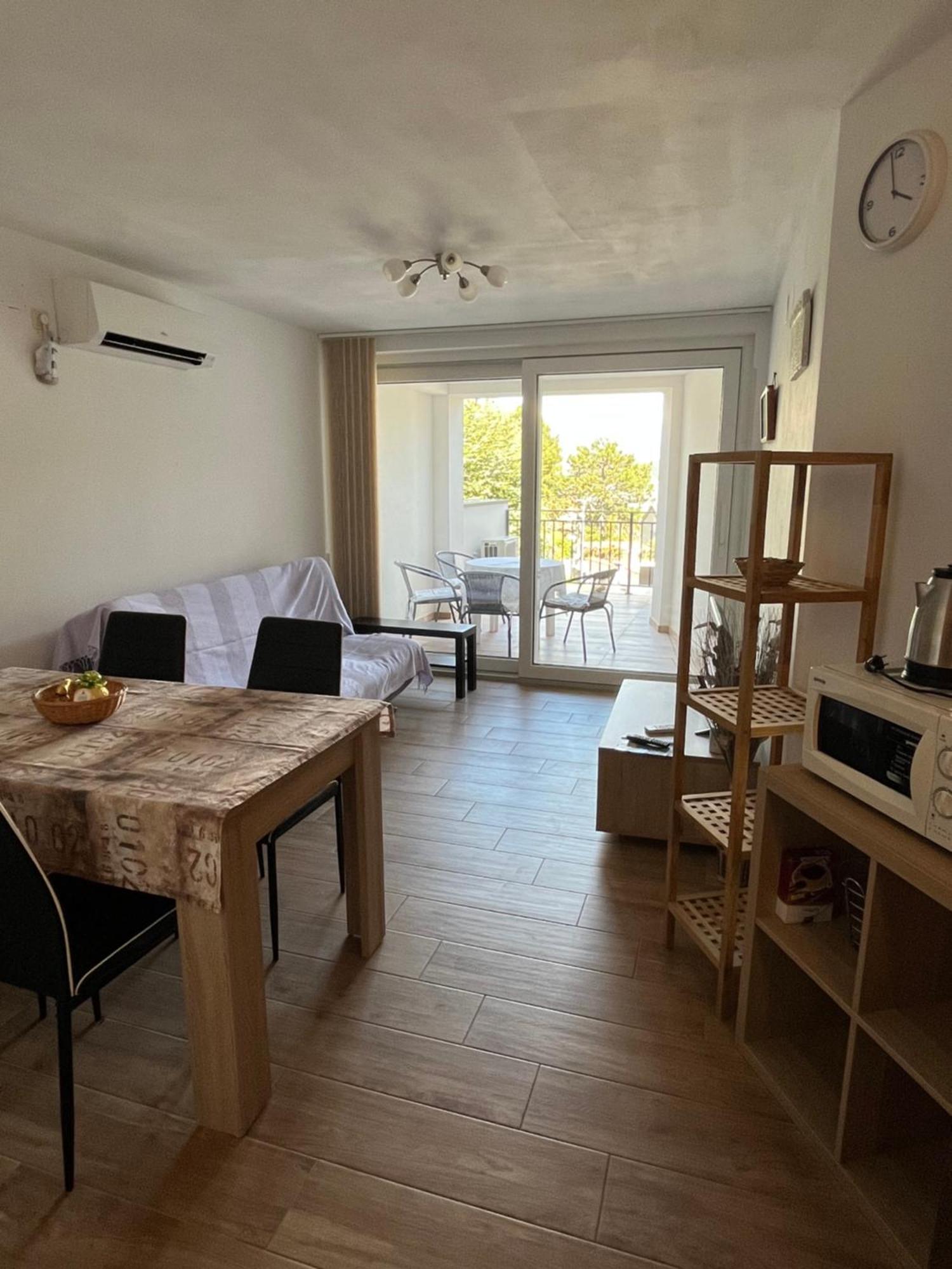 Apartments Amore Apartment *