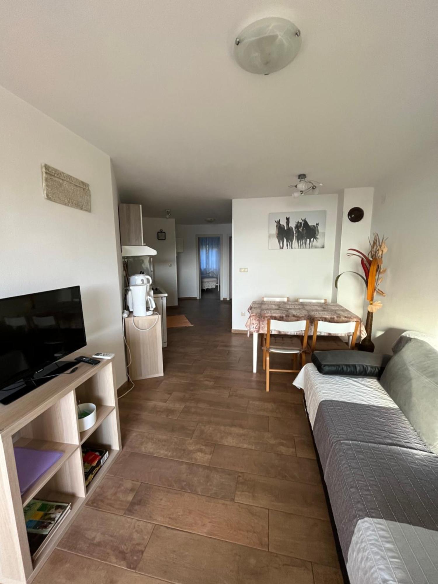 Apartments Amore Apartment
