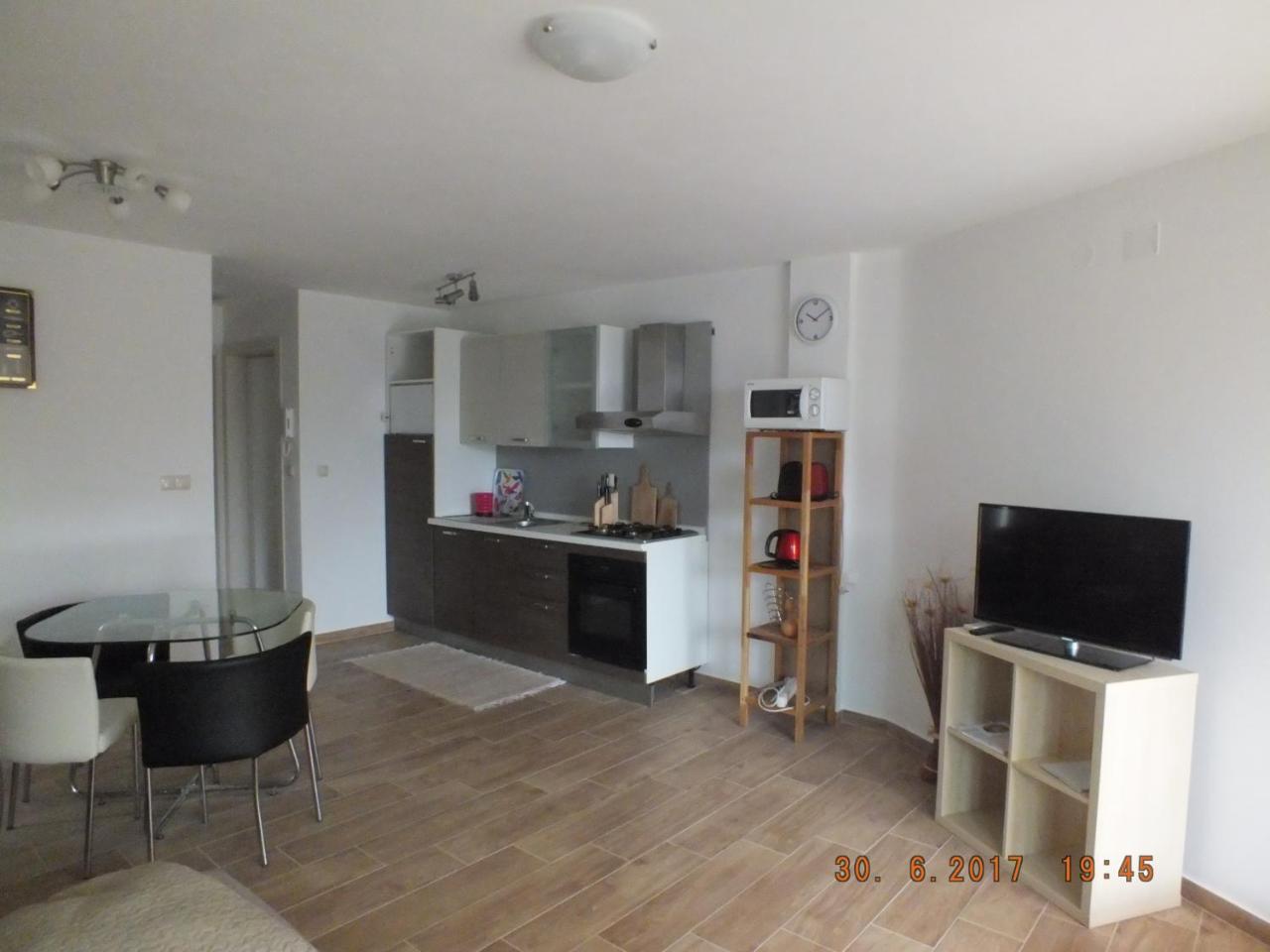 Apartment Apartments Amore Baška